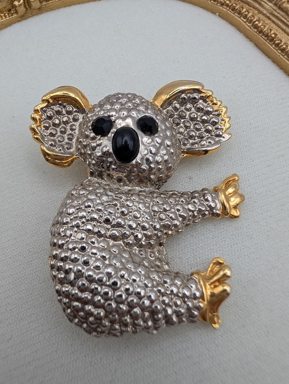 Vintage Koala Bear Brooch Gold Silver Tone Textured Animal Statement Pin - Picture 2 of 6